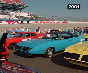 Mopars Featured In 2001