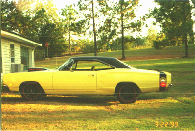 1969 Dodge Super Bee - Image 1.