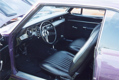 1970 Dodge Dart Swinger - Image 2.
