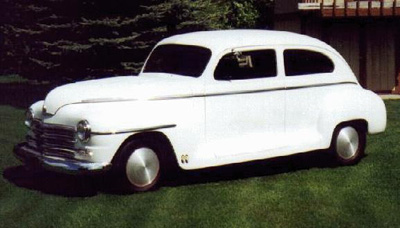 1948 Plymouth 2-door Special Deluxe