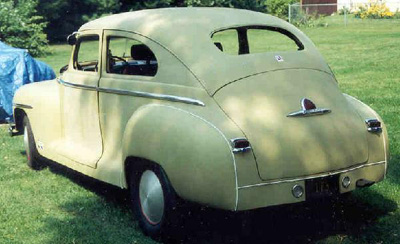 1948 Plymouth 2-door Special Deluxe