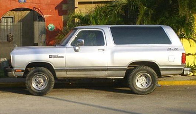 990 Dodge Ramcharger 4x4 By Fernando Quintana