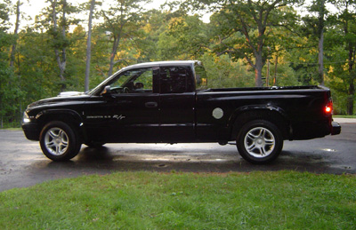 2000 Dodge Dakota R/T Club Cab By Chris Holmes