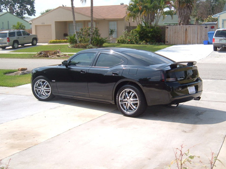 2006 Dodge Charger R/T By Lionel Cortez III