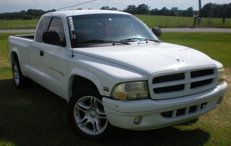 2000 Dodge Dakota R/T By Jonathan Hinkle