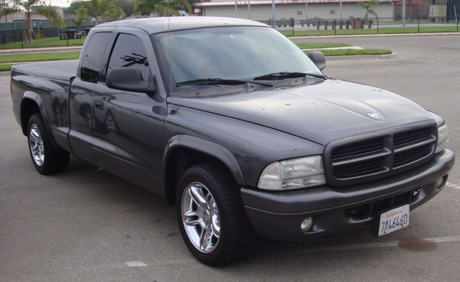 2002 Dodge Dakota R/T By Clinton Ragan