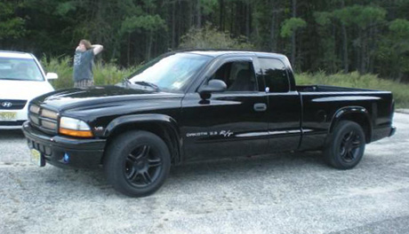 2000 Dodge Dakota R/T by Brandon Niglio