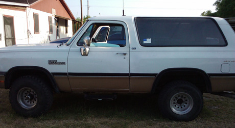 1991 Dodge Ram Charger 4x4 By DJ Gonzales