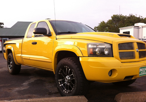 2006 Dodge Dakota R/T By Tom Krieg