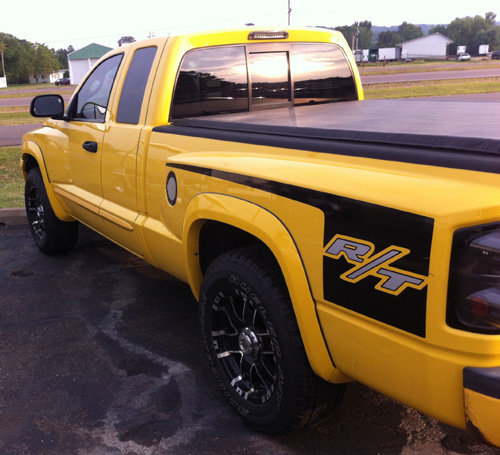 2006 Dodge Dakota R/T By Tom Krieg