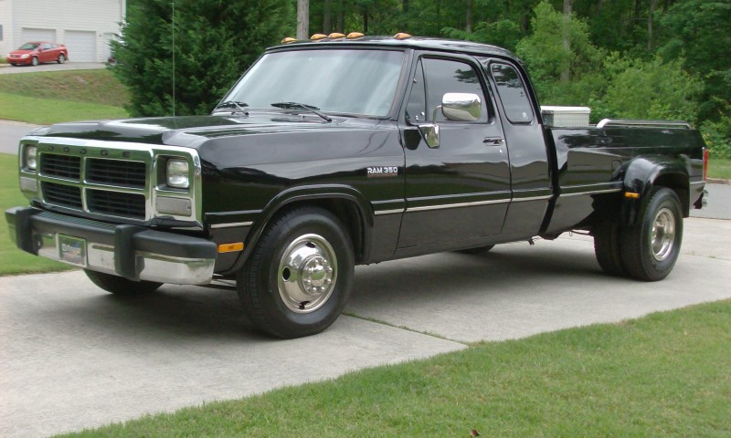 1993 Dodge D350 1