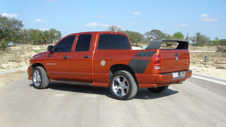 2005 Dodge Ram Daytona 3