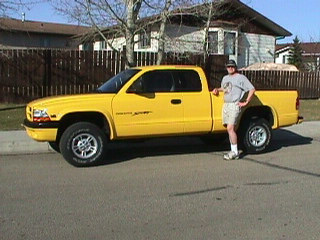 1999 Dodge Dakota CC 4x4 - Image 1.