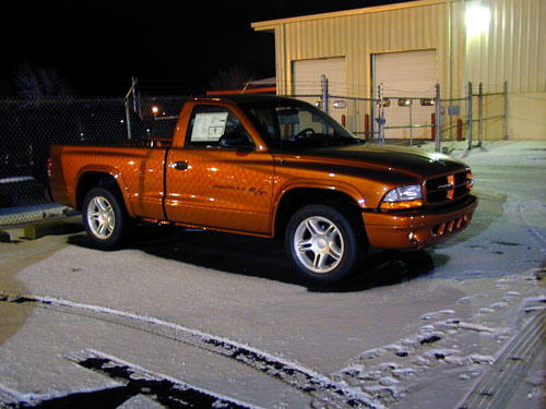 2001 Dodge Dakota R/T By Fred Schramm image 1.