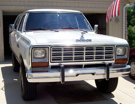 1985 Dodge RamCharger 4x4 by Greg Blas