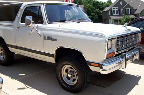 1985 Dodge RamCharger 4x4 by Greg Blas