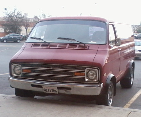 1974 Dodge B100 By Kevin Carrasco