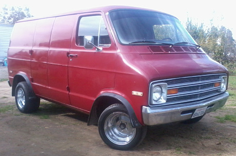 1974 Dodge B100 By Kevin Carrasco