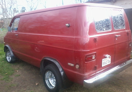 1974 Dodge B100 By Kevin Carrasco