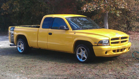 1999 Dodge Dakota R/T By Brandon Maloy