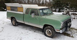 Mopar Truck Of The Month - 1976 Dodge D100