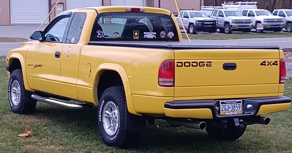 1999 Dodge Dakota Sport Club Cab By Charlie Lumbard - Update image 1.