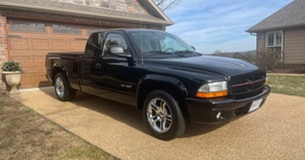 2003 Dodge Dakota R/T pickup By John Breen image 4.